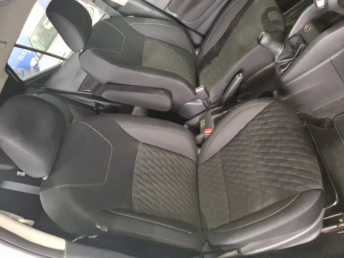 Nissan Kicks 1.6 Advance 4x2 Mt 5p año 2023