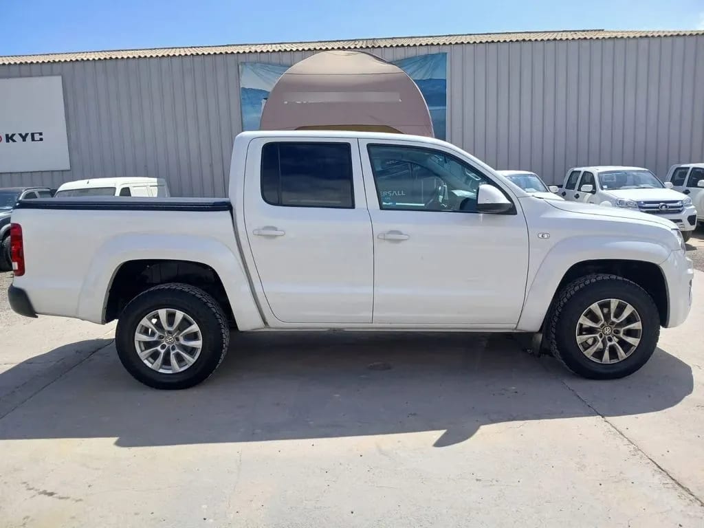 Volkswagen Amarok 2.0 Trendline 4x4 Diesel Mt 4p año 2021