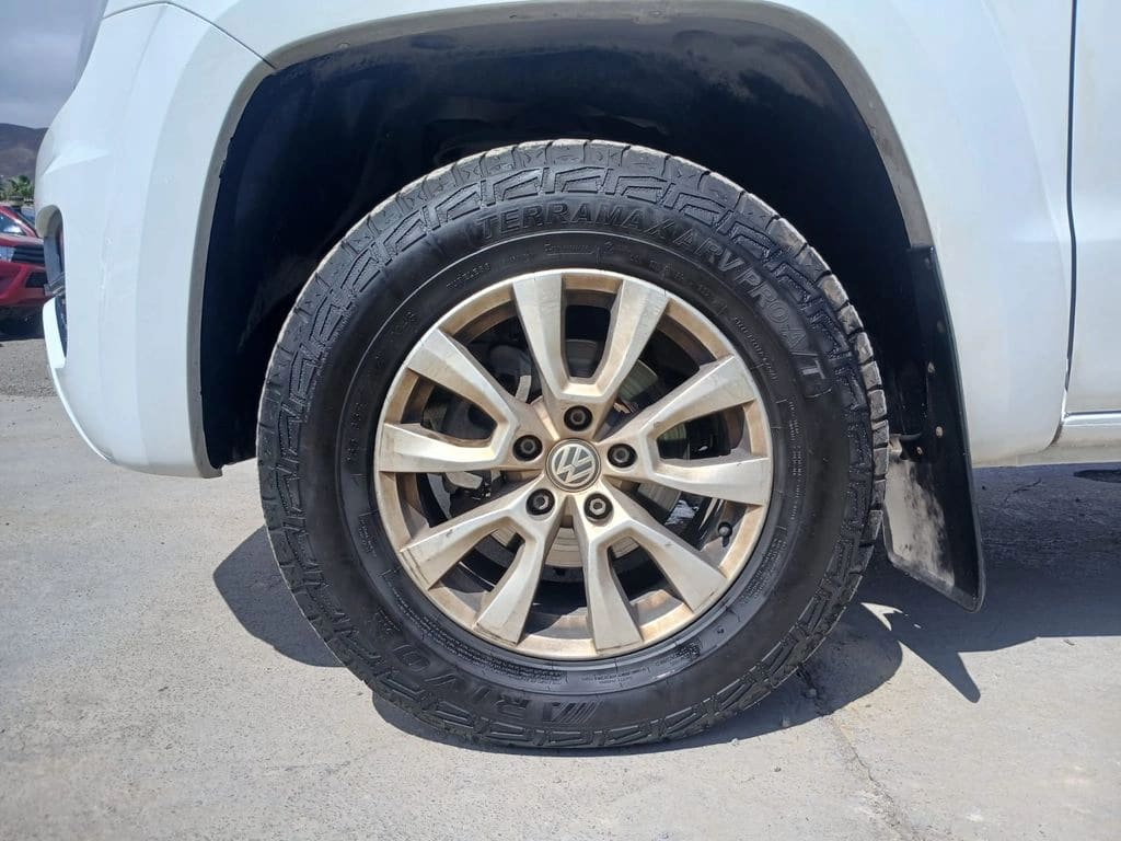 Volkswagen Amarok 2.0 Trendline 4x4 Diesel Mt 4p año 2021