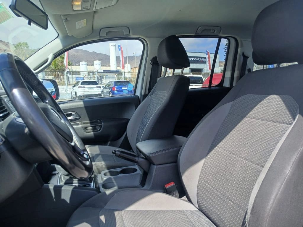 Volkswagen Amarok 2.0 Trendline 4x4 Diesel Mt 4p año 2021