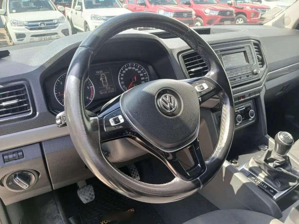 Volkswagen Amarok 2.0 Trendline 4x4 Diesel Mt 4p año 2021
