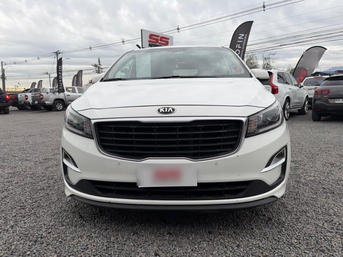 Kia Grand Carnival 2.2 Diesel At8 año 2020