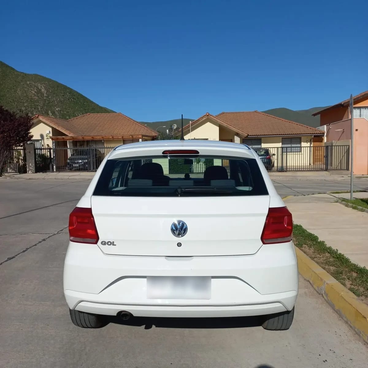 VOLKSWAGEN GOL 1.6 Trendline Lite Mt año 2022