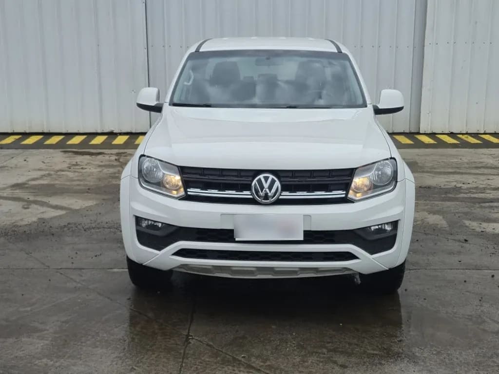 Volkswagen Amarok Dcab Tdi 4x4 Trendline 2.0 año 2023