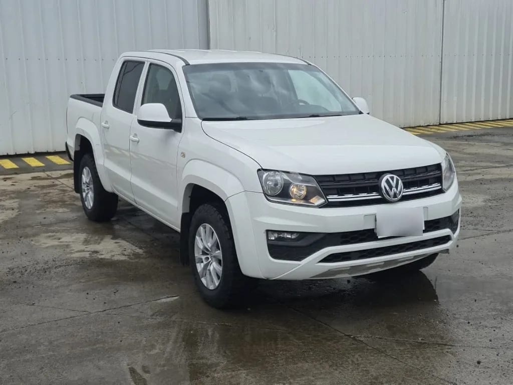 Volkswagen Amarok Dcab Tdi 4x4 Trendline 2.0 año 2023