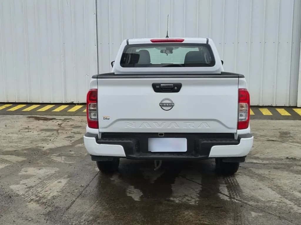 Nissan Navara Navara Xe 2.3 Mt 4x2 año 2023