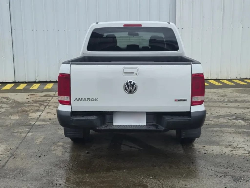 Volkswagen Amarok Dcab Tdi 4x4 Trendline 2.0 año 2023