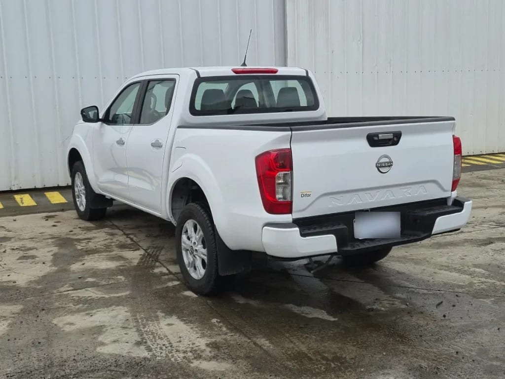 Nissan Navara Navara Xe 2.3 Mt 4x2 año 2023