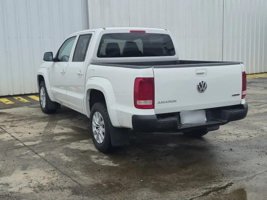 Volkswagen Amarok Dcab Tdi 4x4 Trendline 2.0 año 2023