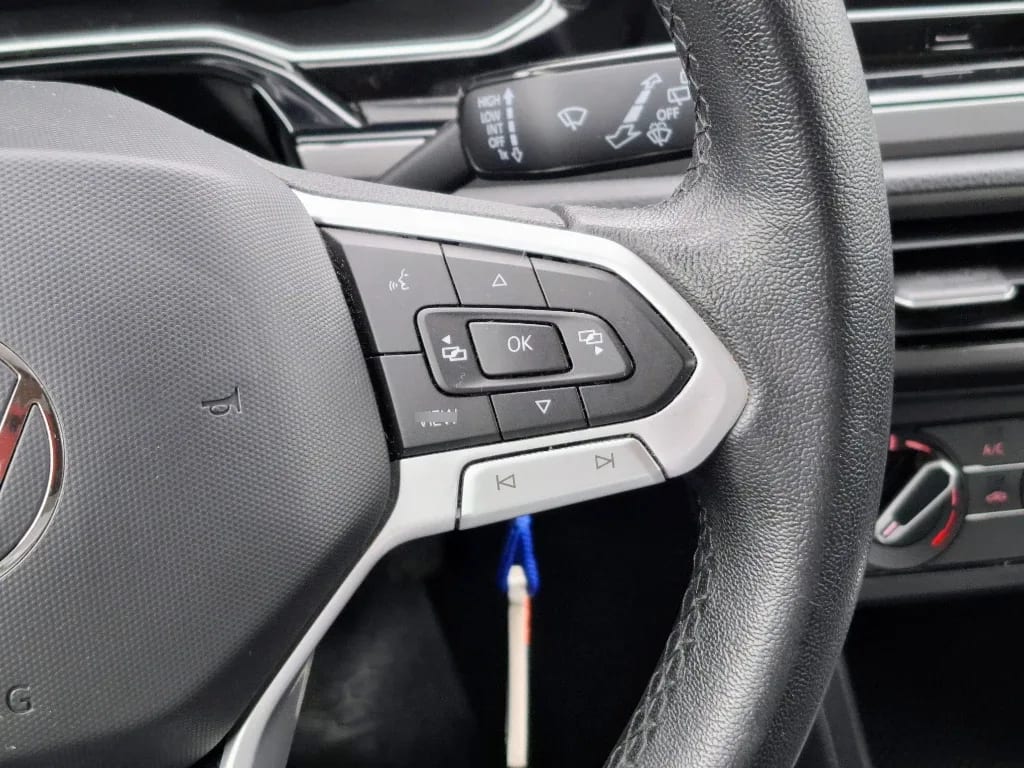 Volkswagen Nivus Nivus Tsi At Comfortline año 2023