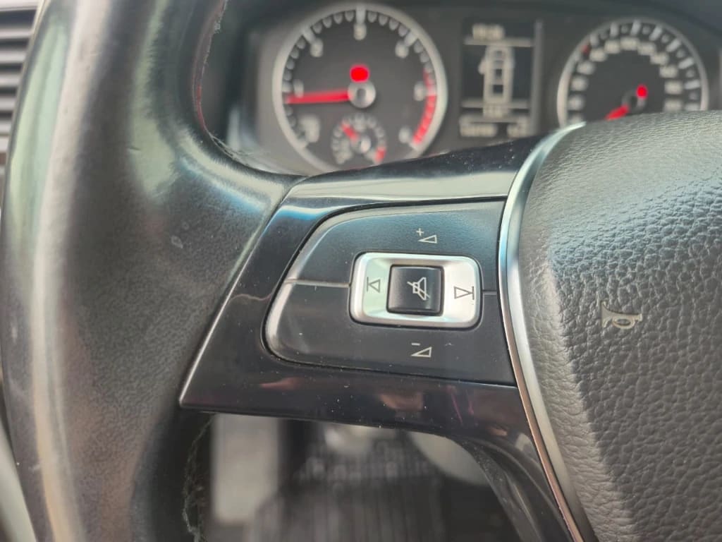 Volkswagen Amarok Dcab Tdi 4x4 Trendline 2.0 año 2023
