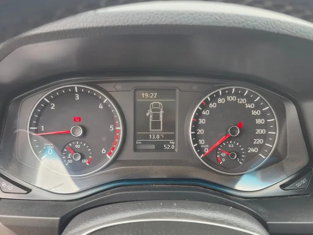 Volkswagen Amarok Dcab Tdi 4x4 Trendline 2.0 año 2023