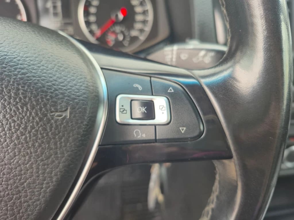 Volkswagen Amarok Dcab Tdi 4x4 Trendline 2.0 año 2023