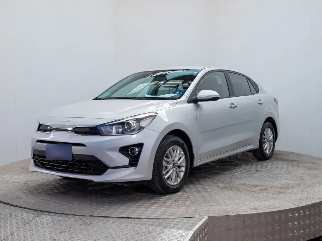 Kia Rio 4 1.4 Ex Full Mt año 2023