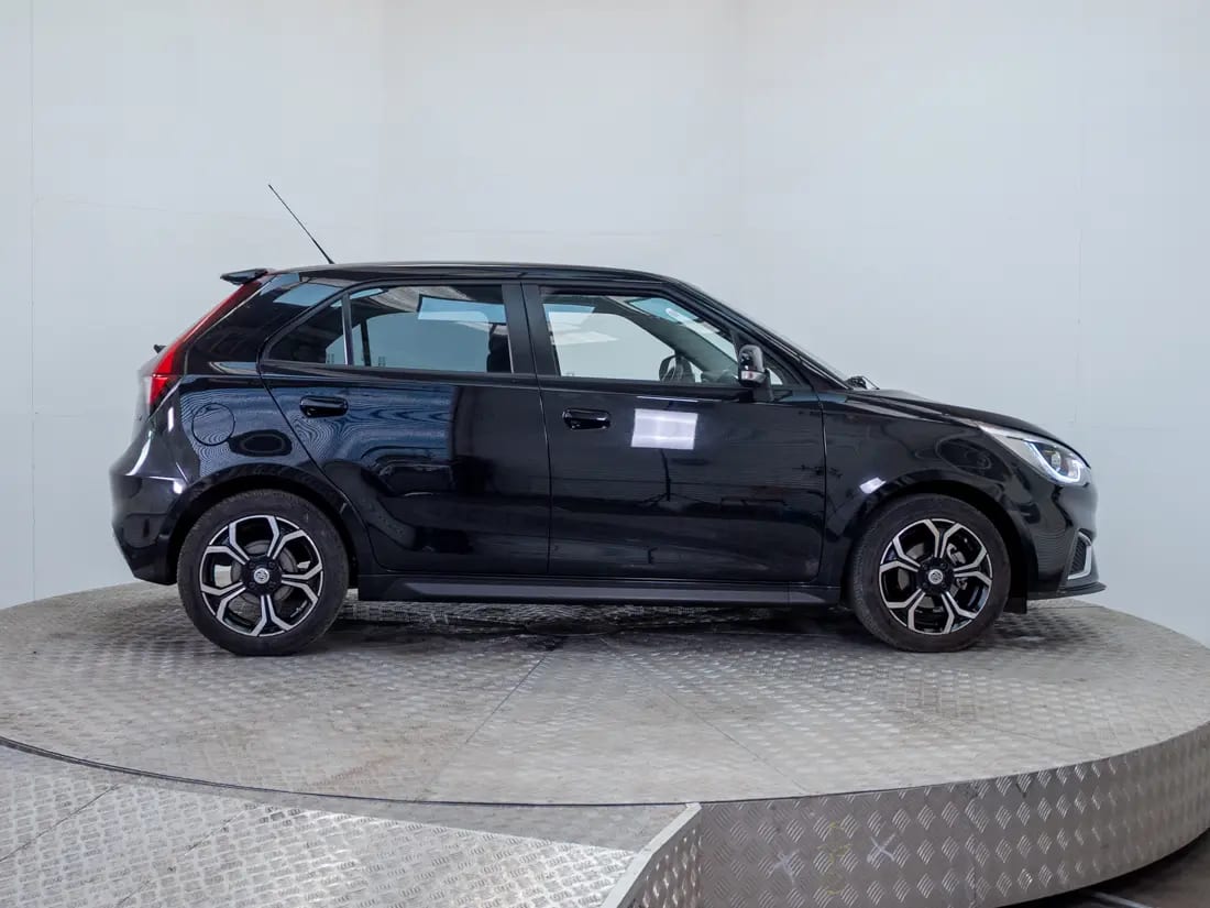 MG 3 Mg 3 1.5 Com At año 2023
