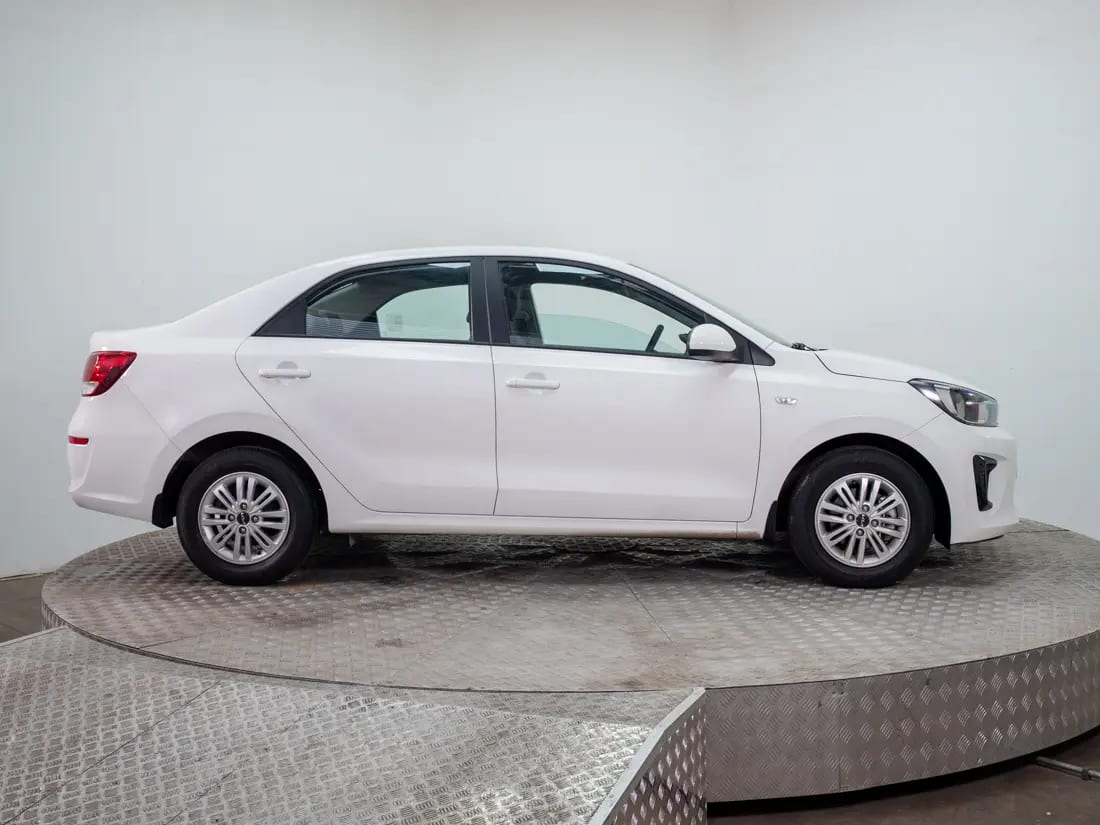 Kia Soluto Soluto 1.4 Lx Ac Mt año 2024