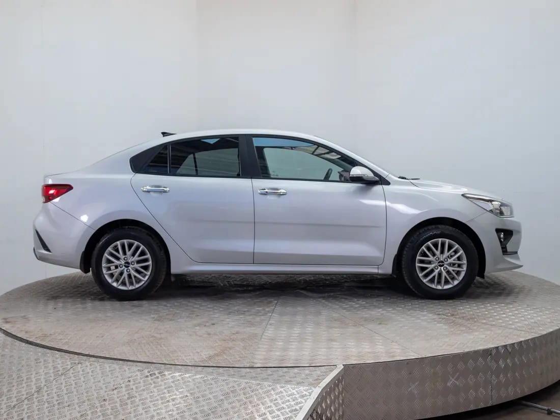 Kia Rio 4 1.4 Ex Full Mt año 2023