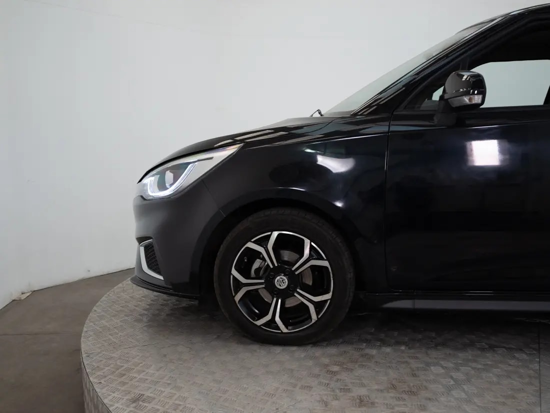 MG 3 Mg 3 1.5 Com At año 2023