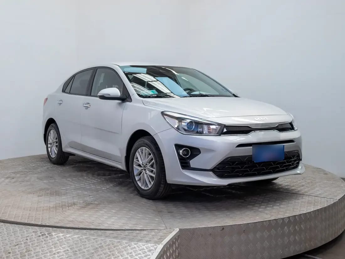 Kia Rio 4 1.4 Ex Full Mt año 2023