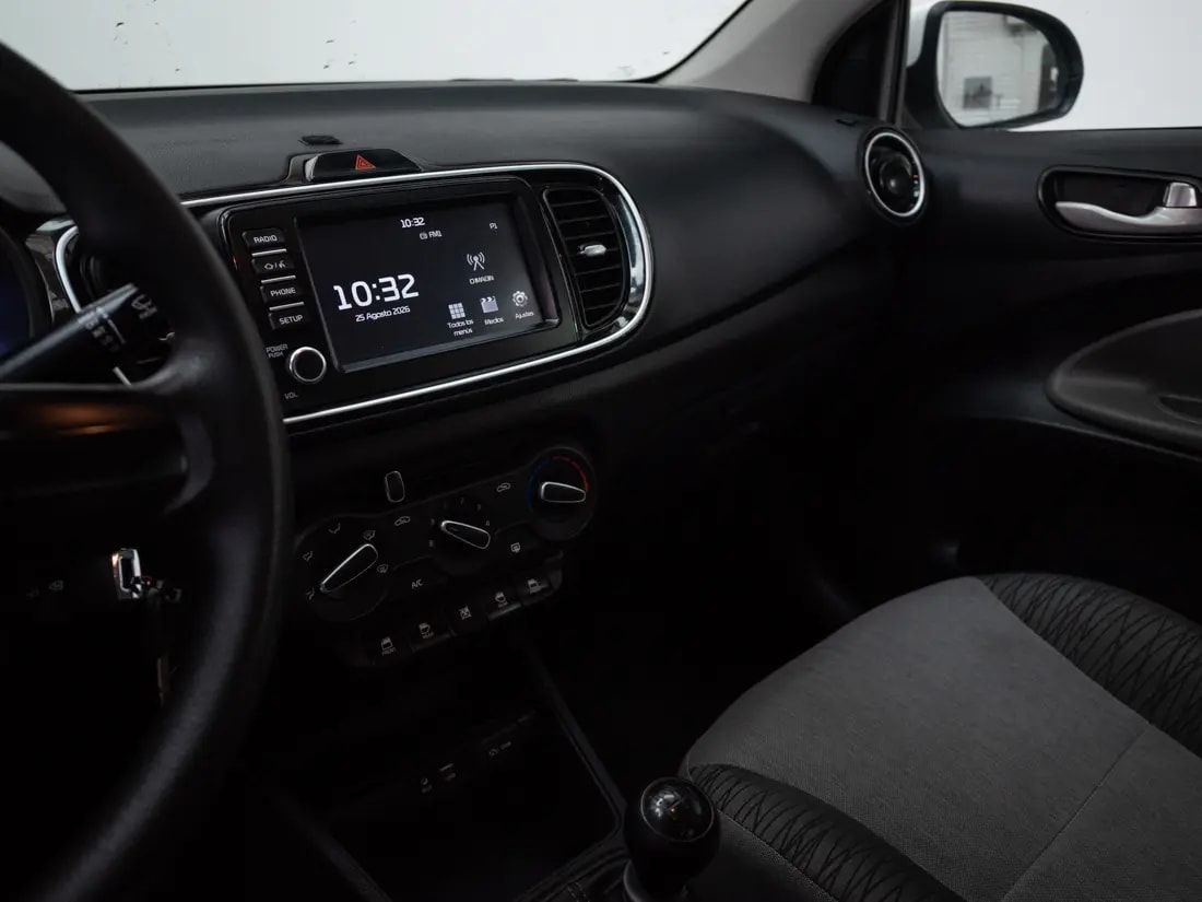 Kia Soluto Soluto 1.4 Lx Ac Mt año 2024