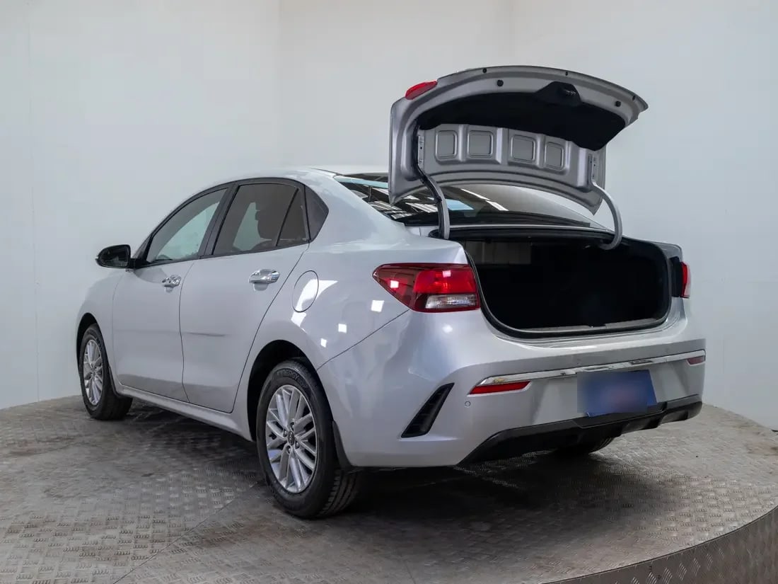 Kia Rio 4 1.4 Ex Full Mt año 2023