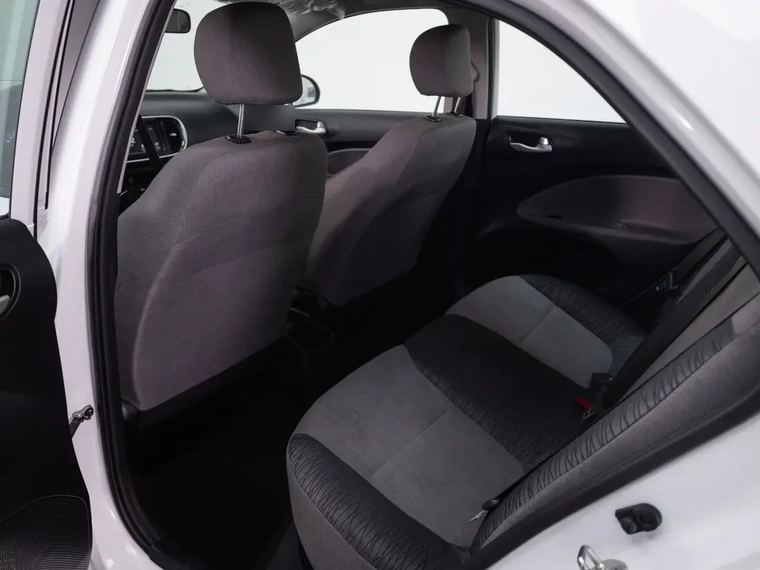Kia Soluto Soluto 1.4 Lx Ac Mt año 2024