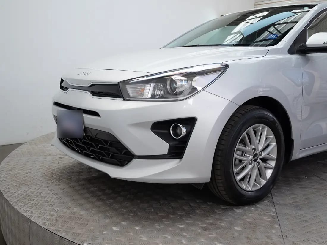 Kia Rio 4 1.4 Ex Full Mt año 2023