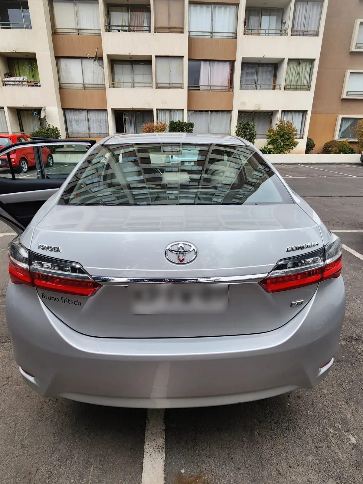 Toyota Corolla 1.8 Sdn Xli Cvt 172u1l0 At año 2018