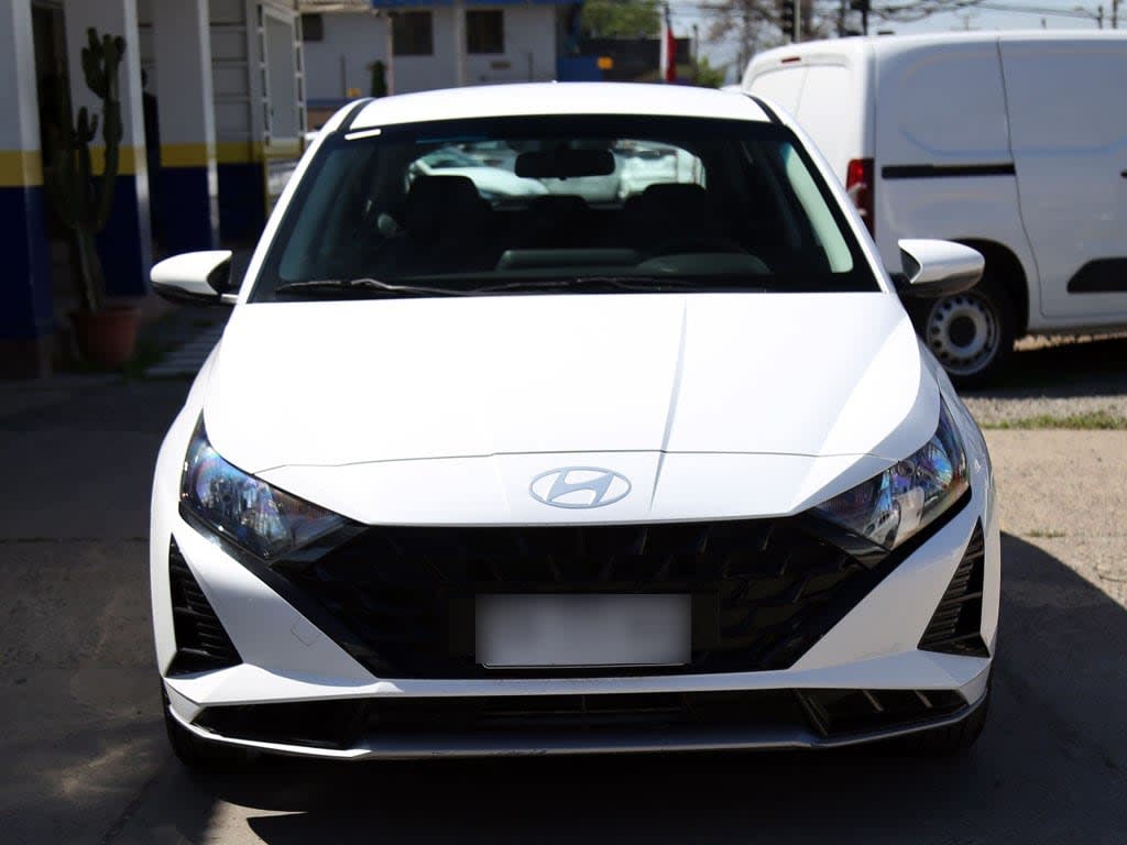 Hyundai I20 1.4 Mt año 2025