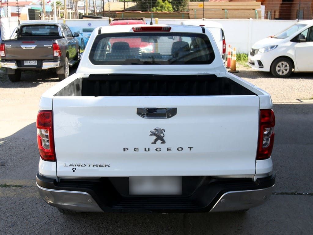 Peugeot Landtrek Mt 1.9 Diesel año 2023