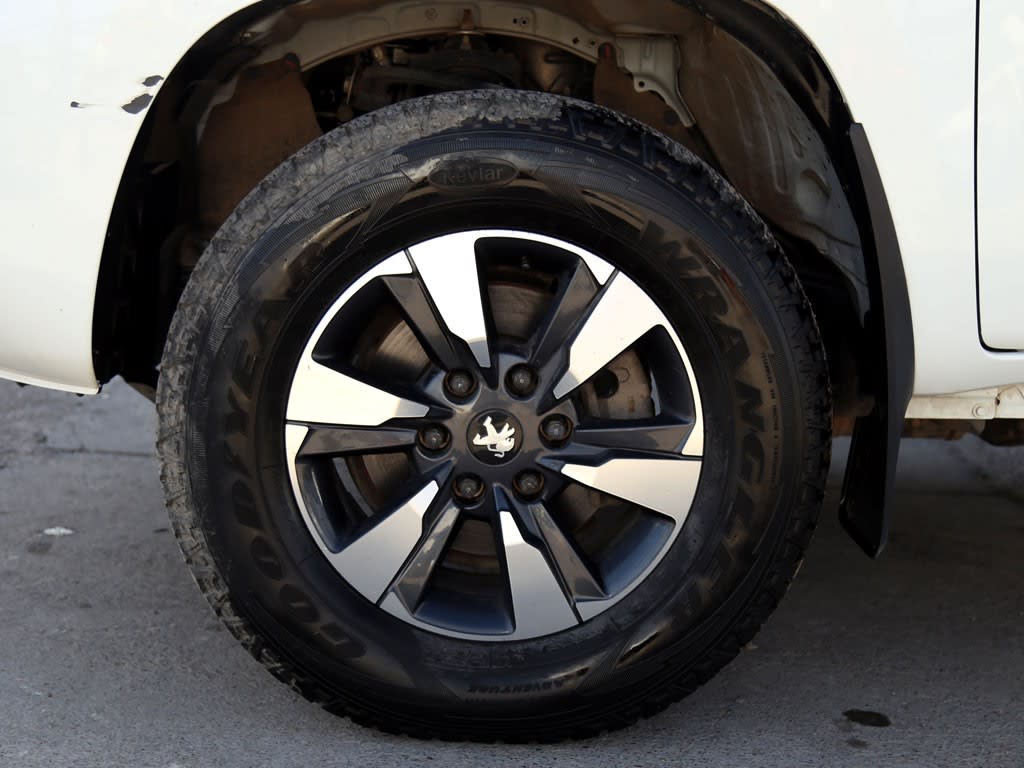 Peugeot Landtrek Mt 1.9 Diesel año 2023