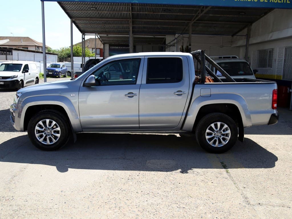 Volkswagen Amarok 2.0 Trendline Diesel 4x4 Mt año 2023