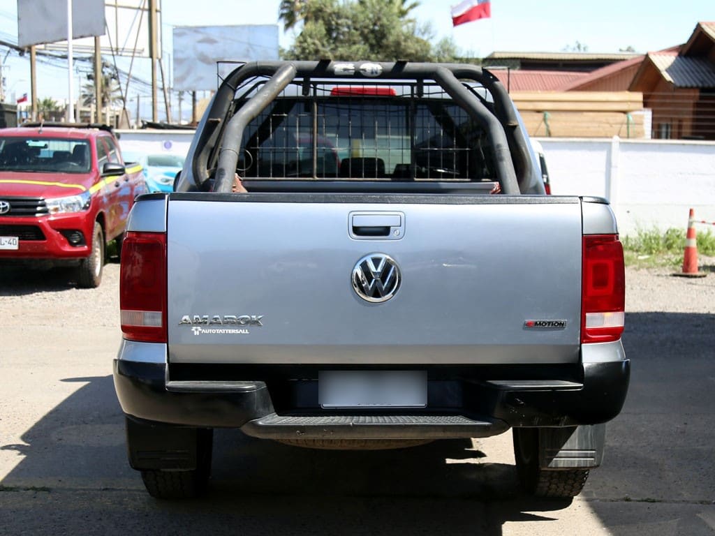 Volkswagen Amarok 2.0 Trendline Diesel 4x4 Mt año 2023