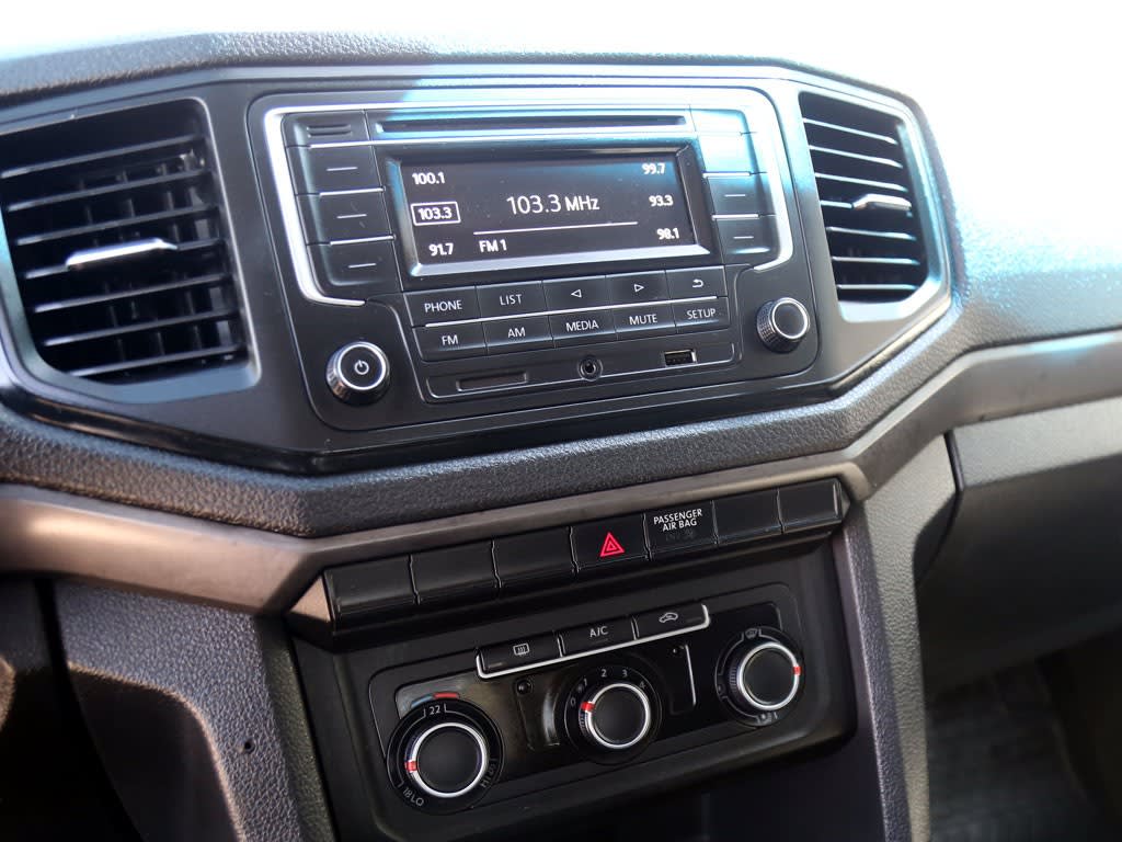 Volkswagen Amarok 2.0 Trendline Diesel 4x4 Mt año 2023