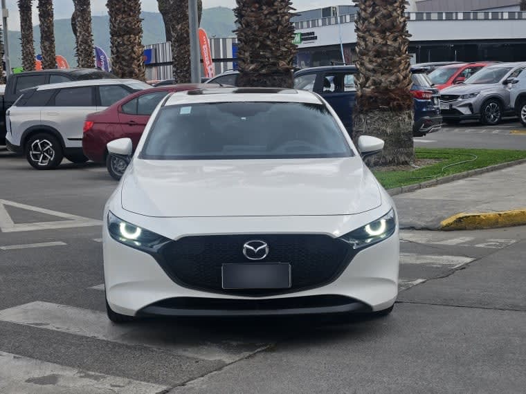 Mazda 3 2.0 Sport Core At año 2024