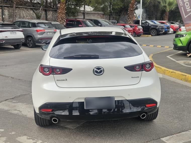 Mazda 3 2.0 Sport Core At año 2024