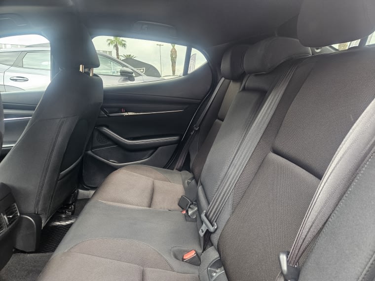 Mazda 3 2.0 Sport Core At año 2024