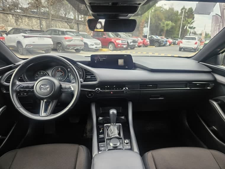 Mazda 3 2.0 Sport Core At año 2024