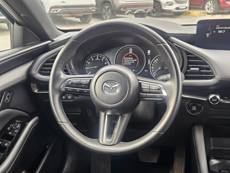 Mazda 3 2.0 Sport Core At año 2024