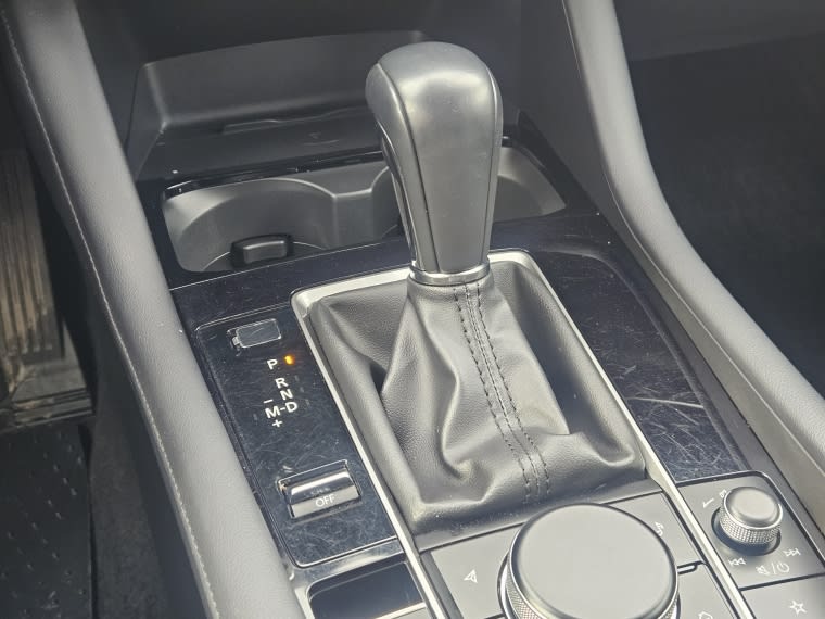 Mazda 3 2.0 Sport Core At año 2024