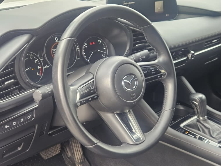 Mazda 3 2.0 Sport Core At año 2024
