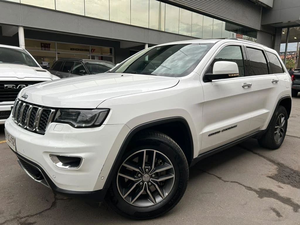 Jeep Grand Cherokee 3.6 Limited Lx 4x4 At 5p año 2018