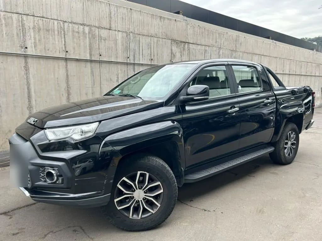 JMC Vigus 2.4 Plus Diesel 4x2 Euro5 Mt 4p año 2023