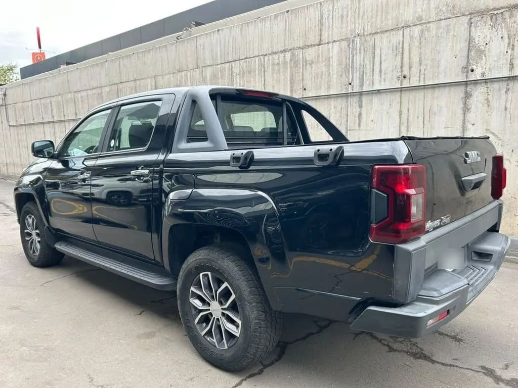JMC Vigus 2.4 Plus Diesel 4x2 Euro5 Mt 4p año 2023