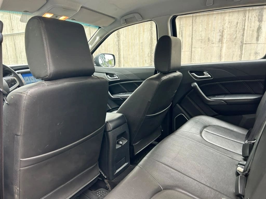JMC Vigus 2.4 Plus Diesel 4x2 Euro5 Mt 4p año 2023