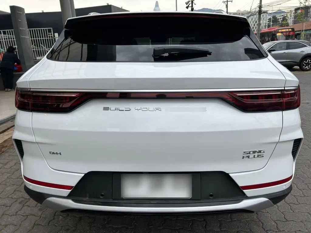 BYD Song Plus 1.5 Gs At 4x2 Hibrido año 2024