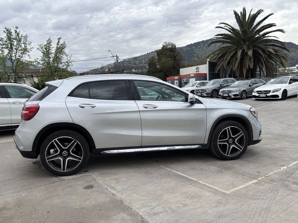 Mercedes-Benz Gla 220 D Diesel año 2018