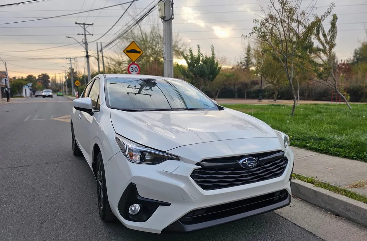 SUBARU IMPREZA 2.0 Awd Dynamic At 4x4 año 2025