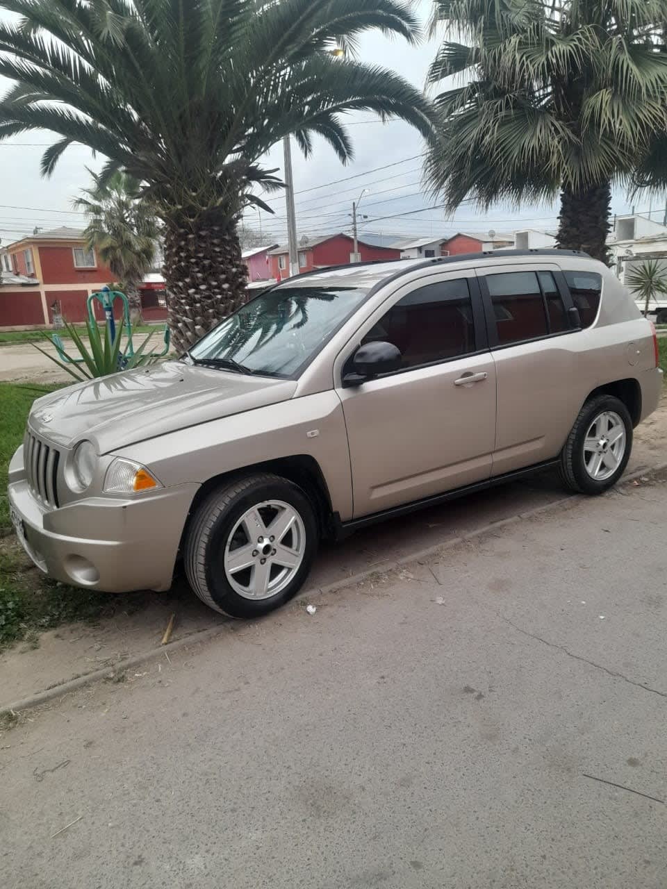 JEEP COMPASS 2.4 70th Anniversary L Cvt At año 2011