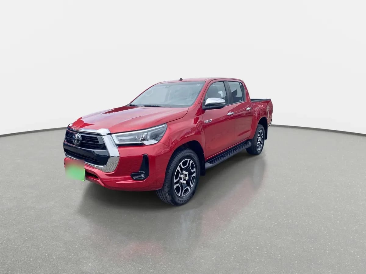 Toyota Hilux 2.8 Srv Diesel 4x4 Dob. Cab. At 4p año 2024